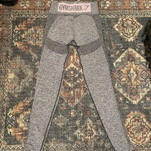 High waisted gym shark leggings